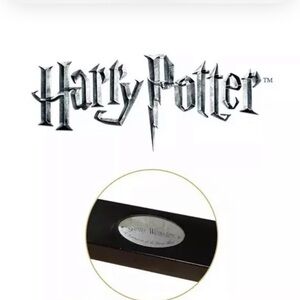 The Noble Collection - Ginny Weasley Character Wand - 14in (36cm) Harry Potter W